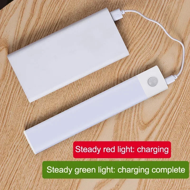 Luci sottopensile a LED con sensore di movimento, luce notturna, lampade sottili ricaricabili e dimmerabili, illuminazione per armadietti da cucina, camere da letto e guardaroba
