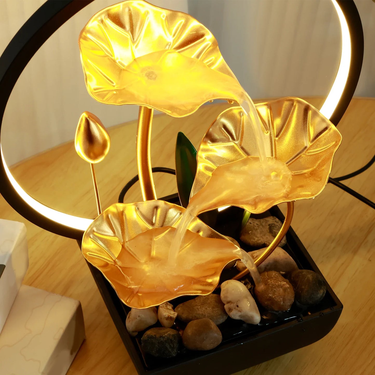 Fontana da tavolo con cascata, alimentata tramite USB, con rocce naturali e luci LED ad anello per l'arredamento della casa