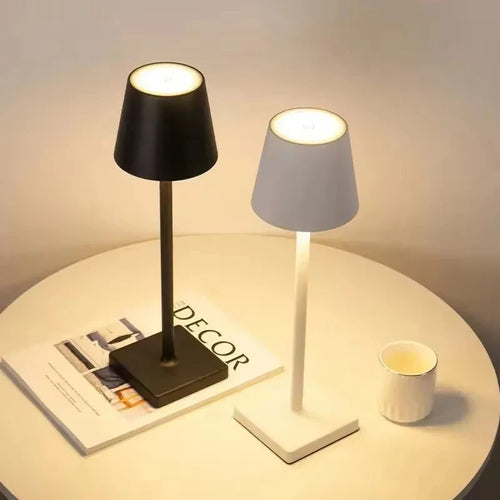 Lampada da tavolo a LED ricaricabile con interruttore touch™️